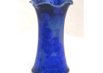 blue wavy vase