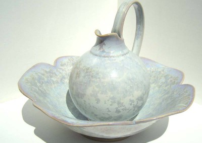 mauve loop jug & petal bowl